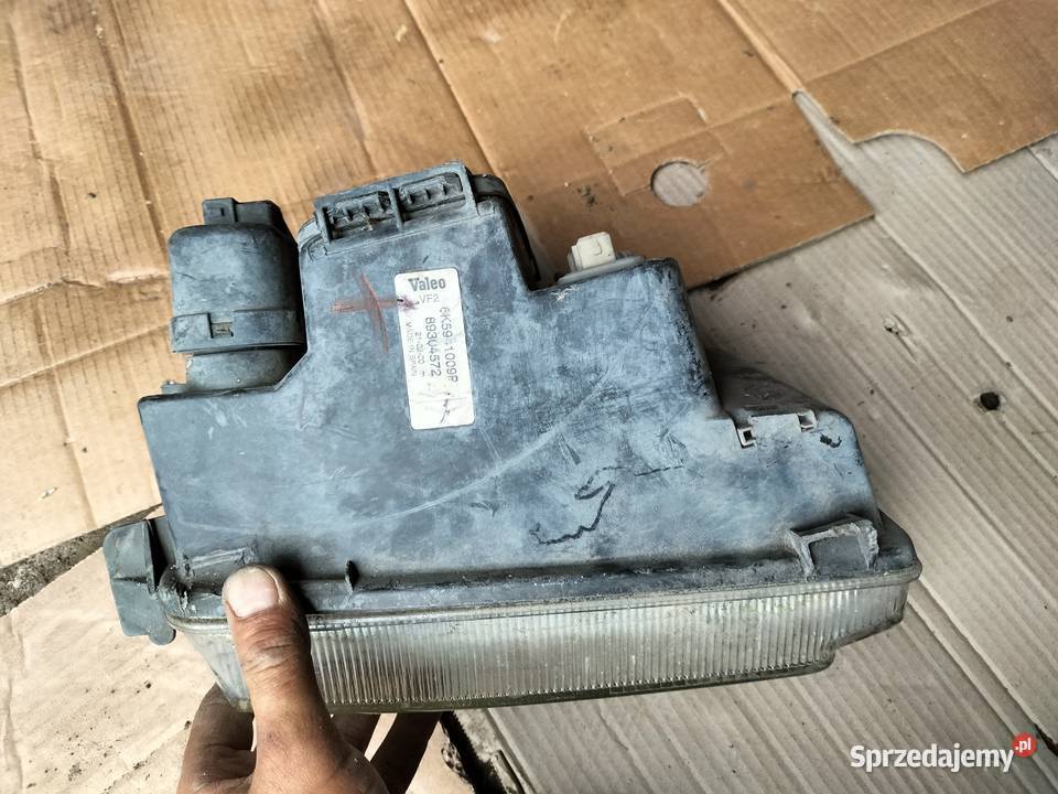 LAMPA PRZÓD LEWA Polo 4 IV 6KV5 Valeo 6K5941009P Kamień-Kolonia