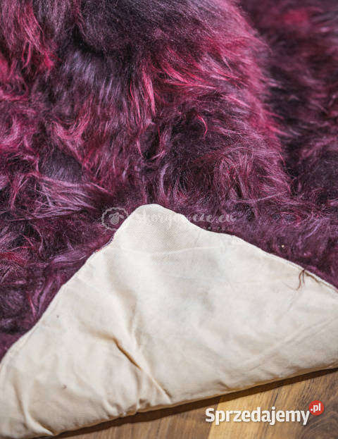 Narzuta ze skóry owczej islandzkiej burgundwino małopolskie Szaflary