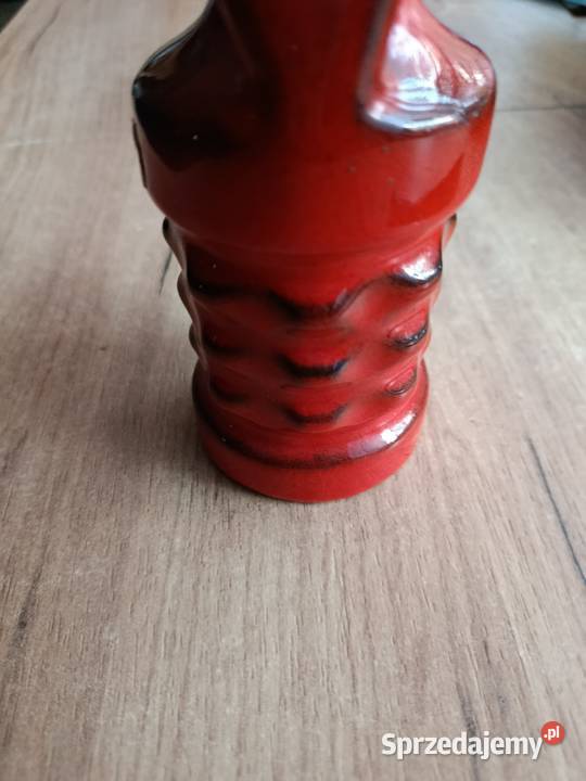Wazon PM modelka ceramika szkliwiona czerwony zachodniopomorskie Choszczno