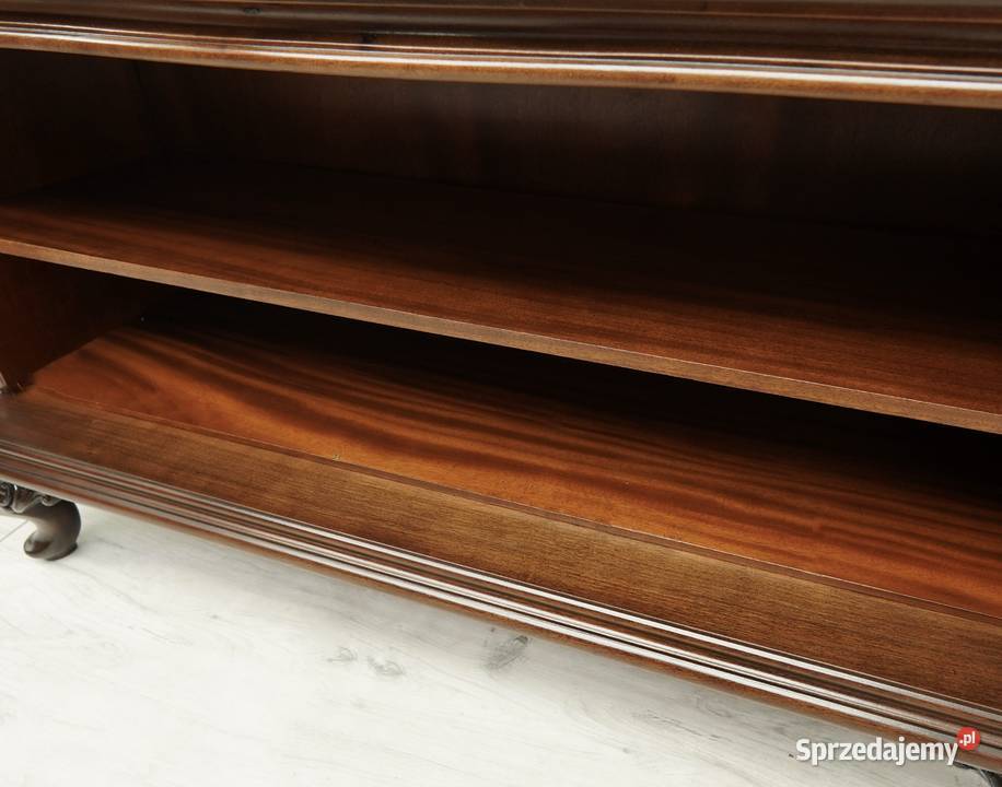 Zabytkowa komoda z lat 40tych w stylu