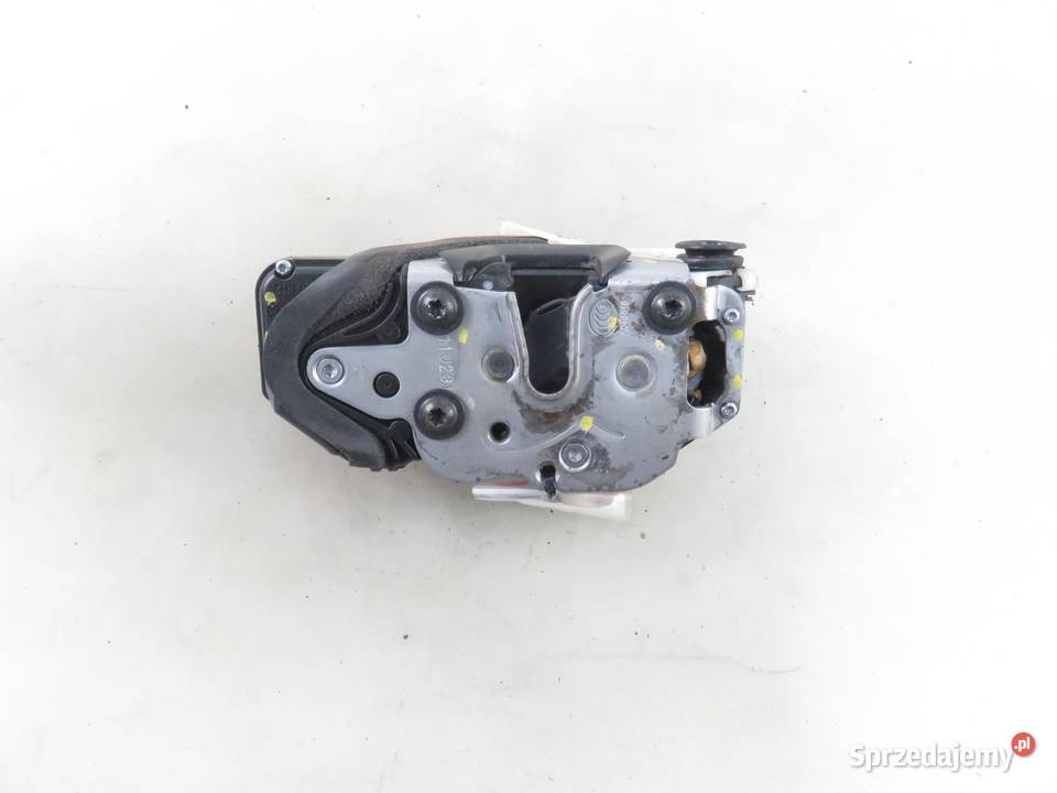 ZAMEK LEWY TYLNY OPEL ZAFIRA C 6PIN