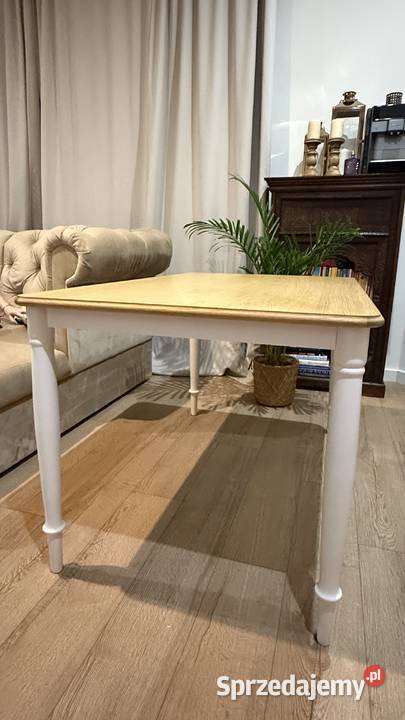 Sprzedam elegancki stół o wymiarach 130 x 80 130cm Stoły Wrocław