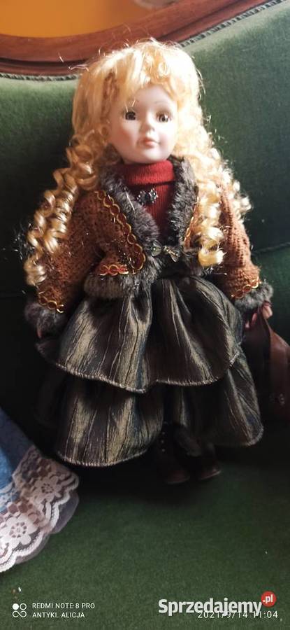 Lalka kolekcjonerska