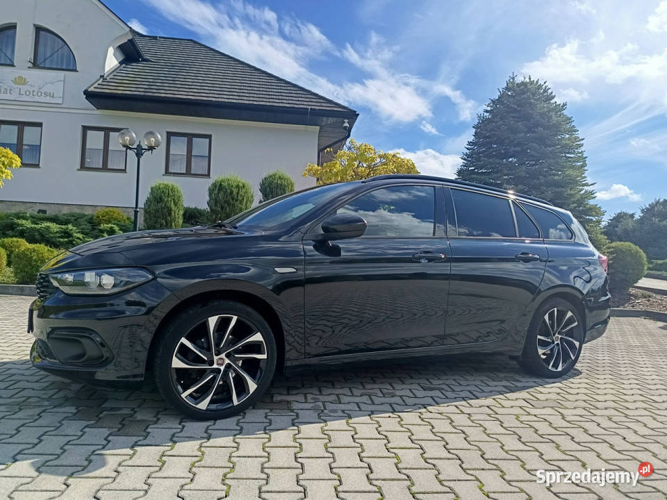Fiat Tipo SDesign 14 TJet 120 super wyposażenie 1368cm3 Tipo Nowy Sącz