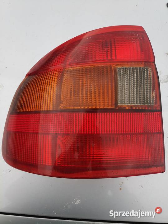 Lampa tył astra f Lewe śląskie Czerwionka-Leszczyny