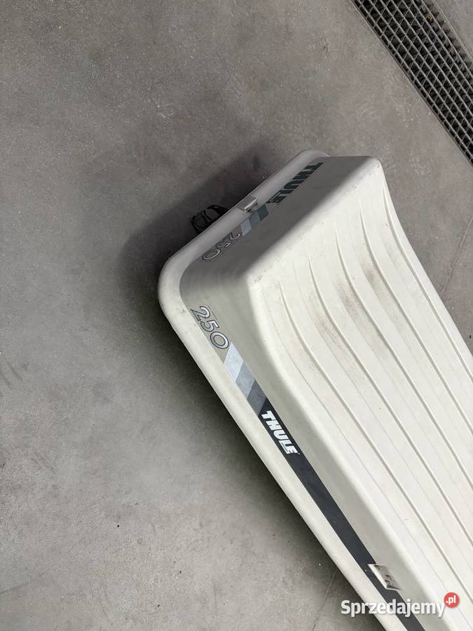 Box dachowy Thule 250