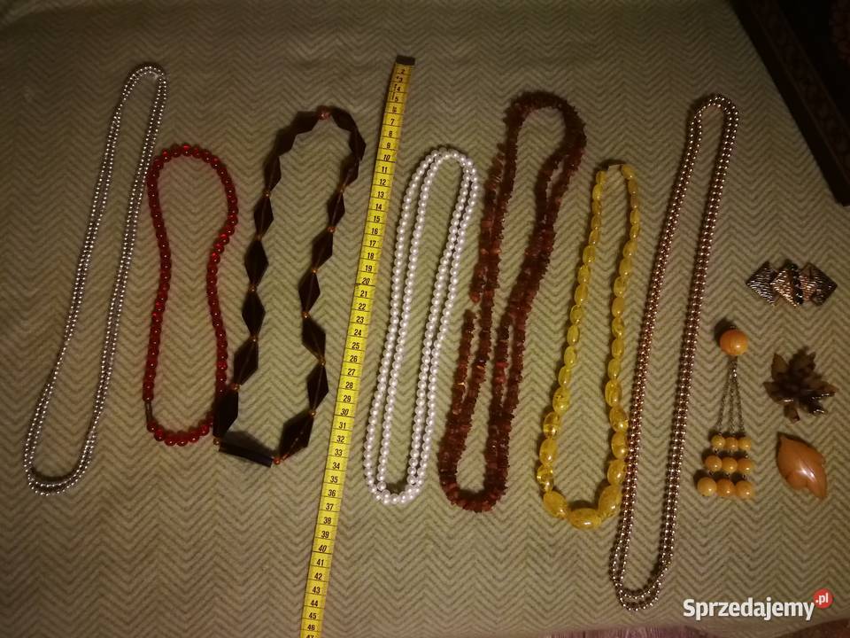 Zestaw biżuterii vintage PRL korale broszki zachodniopomorskie Szczecin