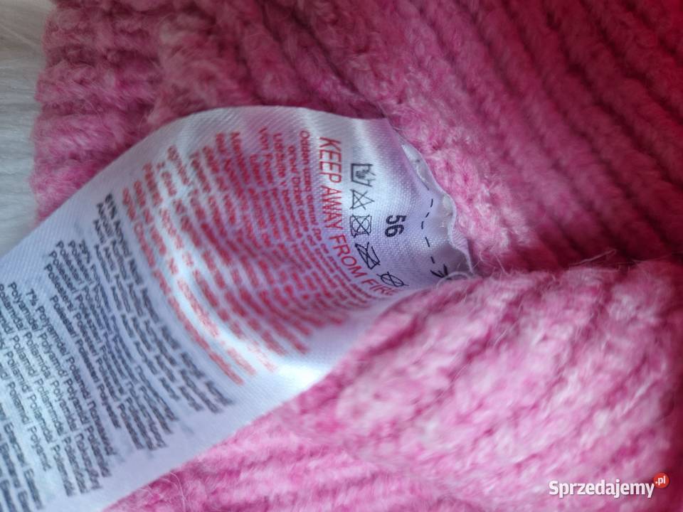 56 Rózowa ciepła czapka dziewczynki