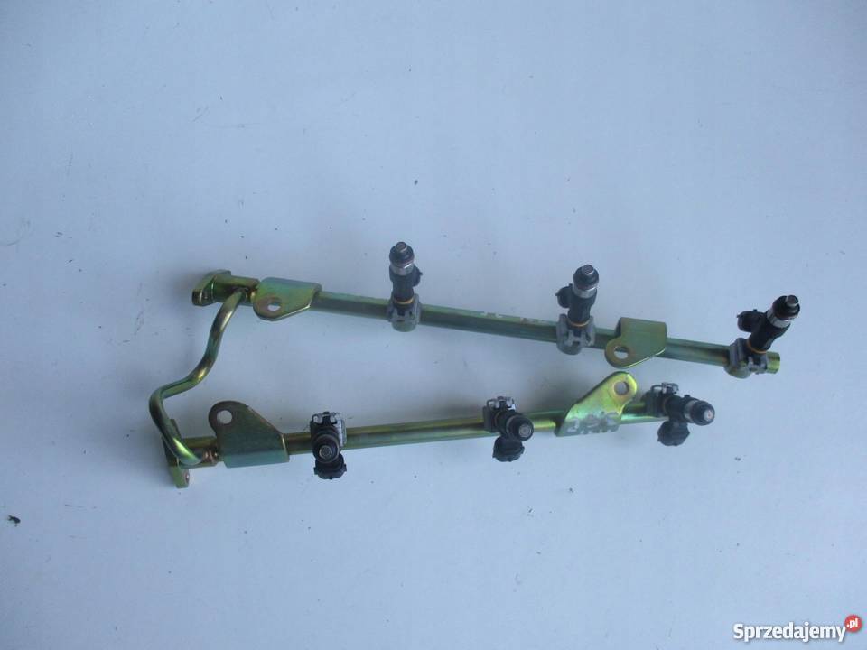 LISTWA WTRYSKOWA WTRYSKI INFINITI G35 G37 370Z wielkopolskie