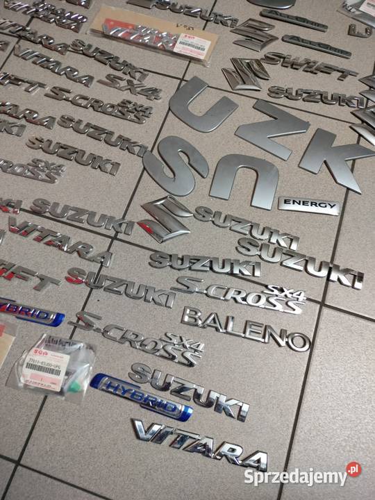 Emblemat znaczek logo Suzuki całosc Motoryzacja wielkopolskie Turek