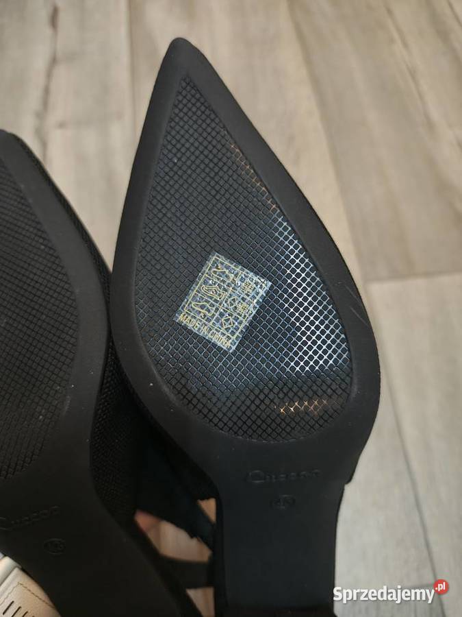 43 Czarne czółenka wieczorowe z odkrytą piętą inna Czółenka Kraków