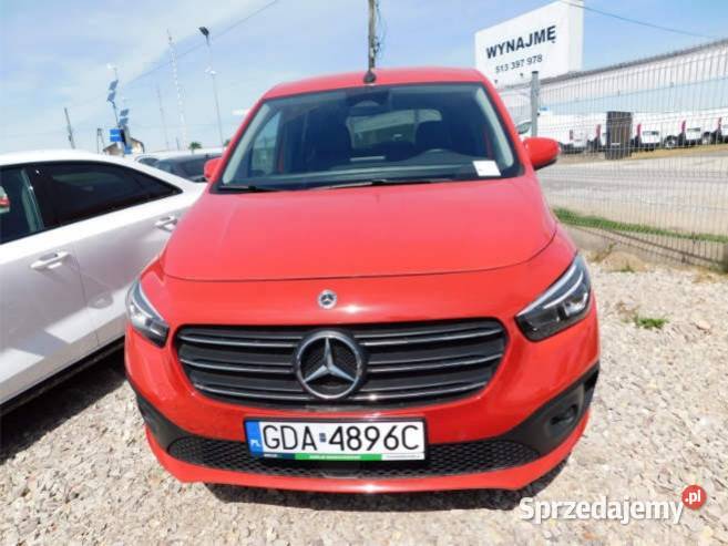 MERCEDESBENZ T Klasa 180d 1461ccm 116 1461cm3