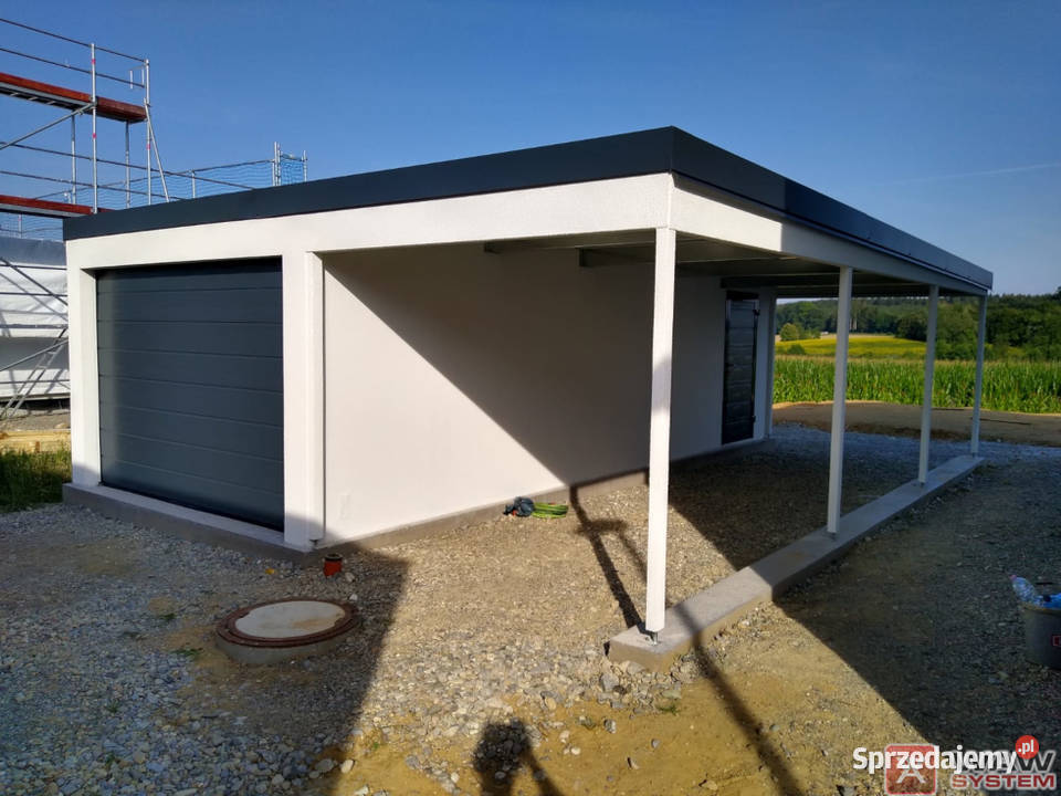 Garaż z wiatą na zgłoszenie tynkowany blaszany Wrocław