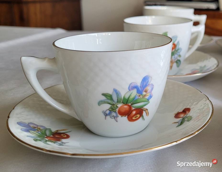Bing Grondahl Kopenhaga filiżanka dekor Żurawina małopolskie