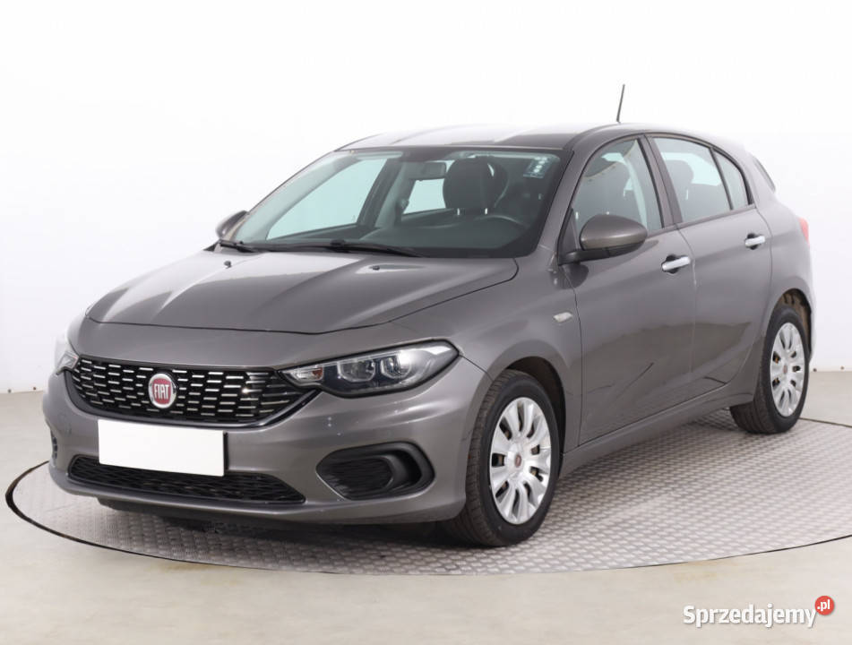 Fiat Tipo 14 TJet Rok produkcji 2017 Tipo Piaseczno