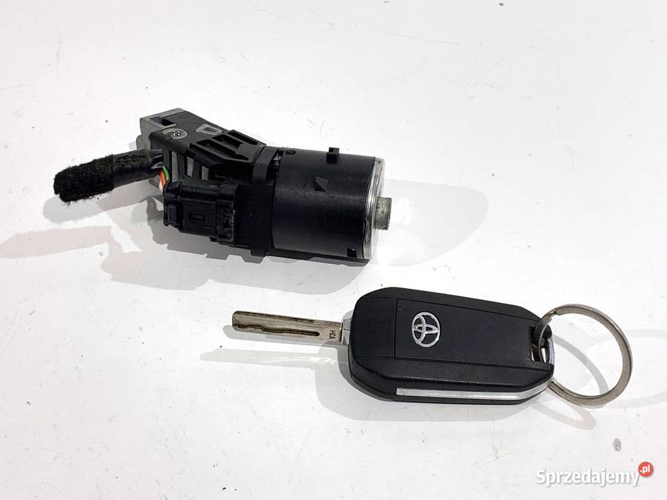 STACYJKA TOYOTA PROACE 36454600 15 102 KLUCZYK podkarpackie