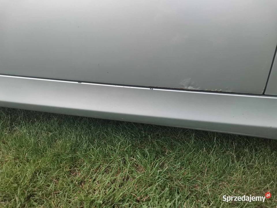 Sprzedam BMW srebrny sprzedam