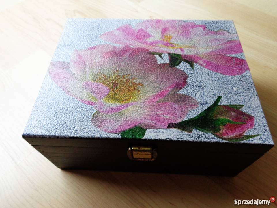 KWIAT JABŁONI Drewniana ozdobna skrzyneczka na mazowieckie