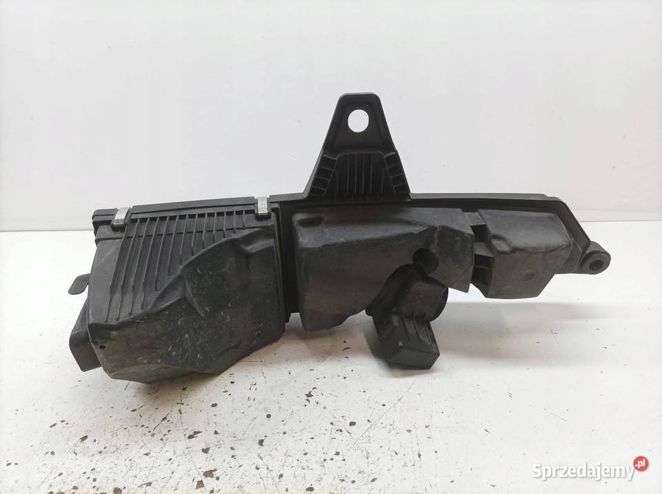 OBUDOWA FILTRA POWIETRZA Bmw Seria 1 II 20112019 sprzedam