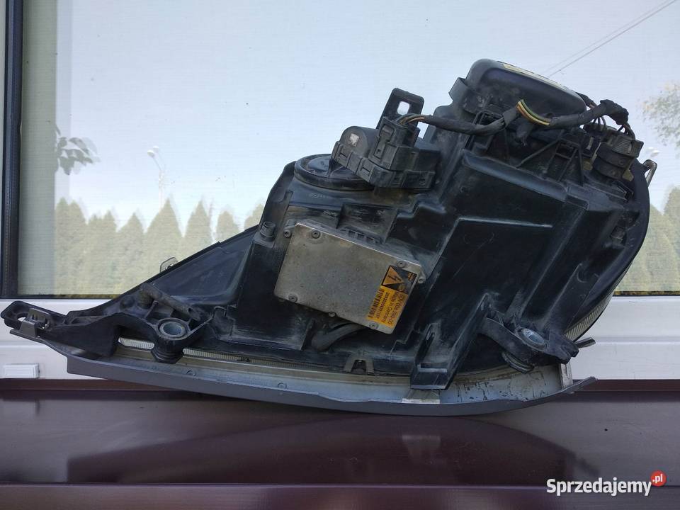 Mercedes ML W163 LIFT lampa przednia prawa Sieradz