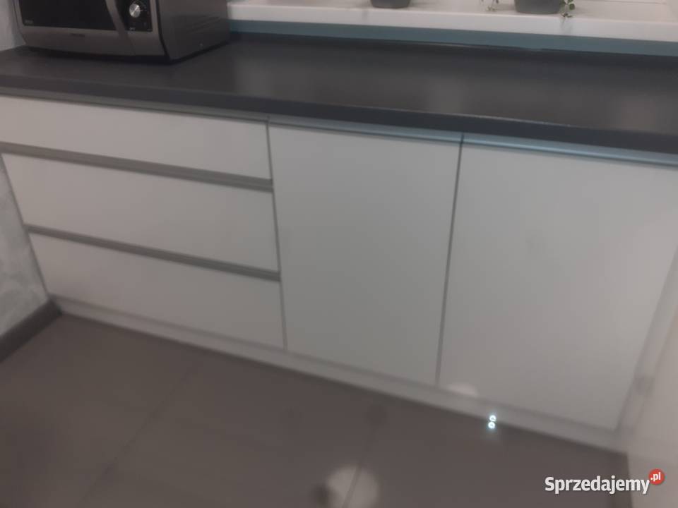 Montaż mebli z transportem i wniesieniem Grudziądz usługi budowlane