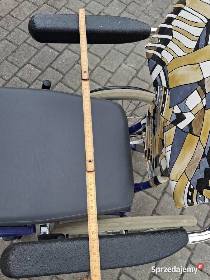 Wózek inwalidzki dziecka wąski Woźniki