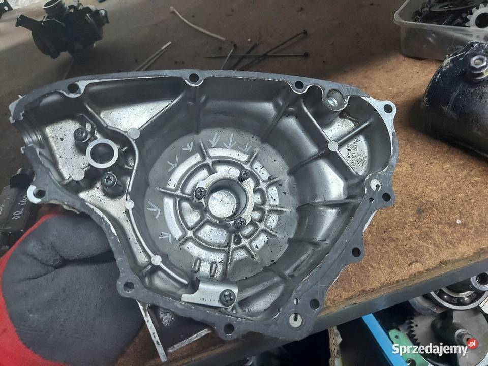 Suzuki GS 500 pokrywa lewa zapłonu iskrownika Jelenia Góra