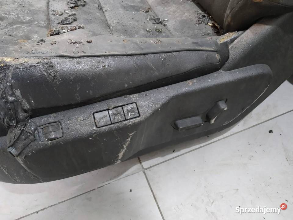 FOTELE WENTYLOWANE GRZANE II III RZĄD KPL EL