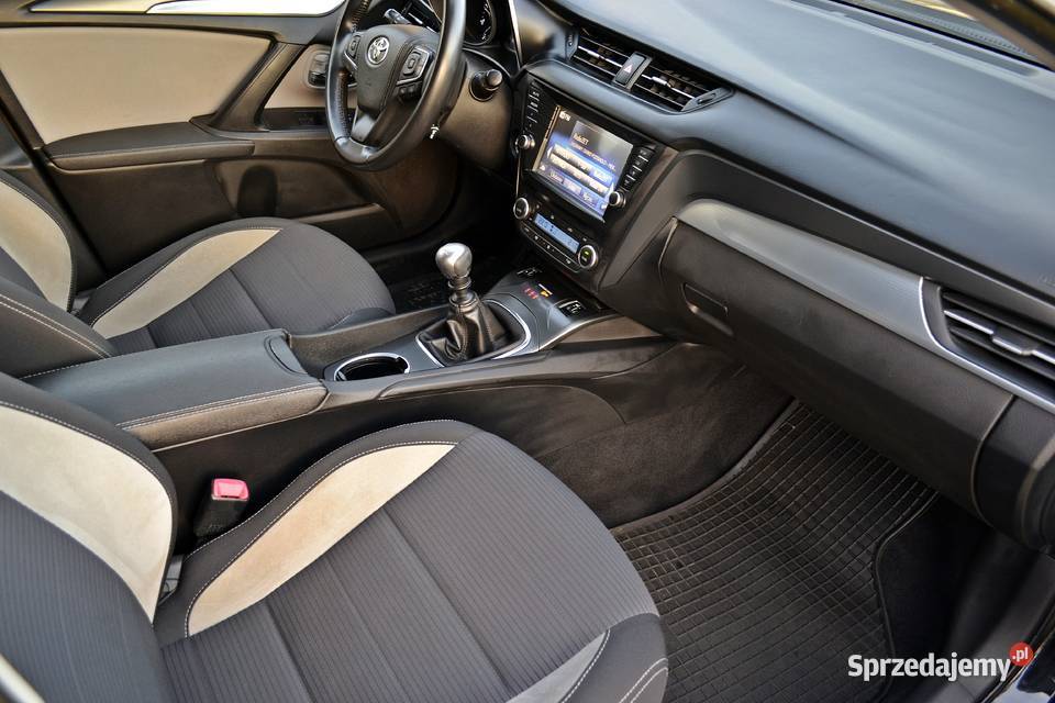 Full D4D Bezwypadkowa Mega Stan asystent pasa ruchu Jaroszów