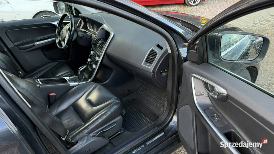 Volvo XC 60 20d4 163 automat 4x4 AWD ledy bi