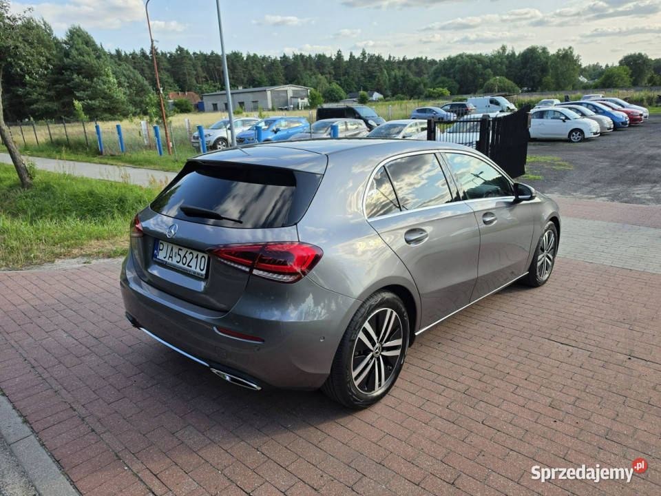 Mercedes A 180 Mercedes A180 13 benzyna automat 136KM Cielcza