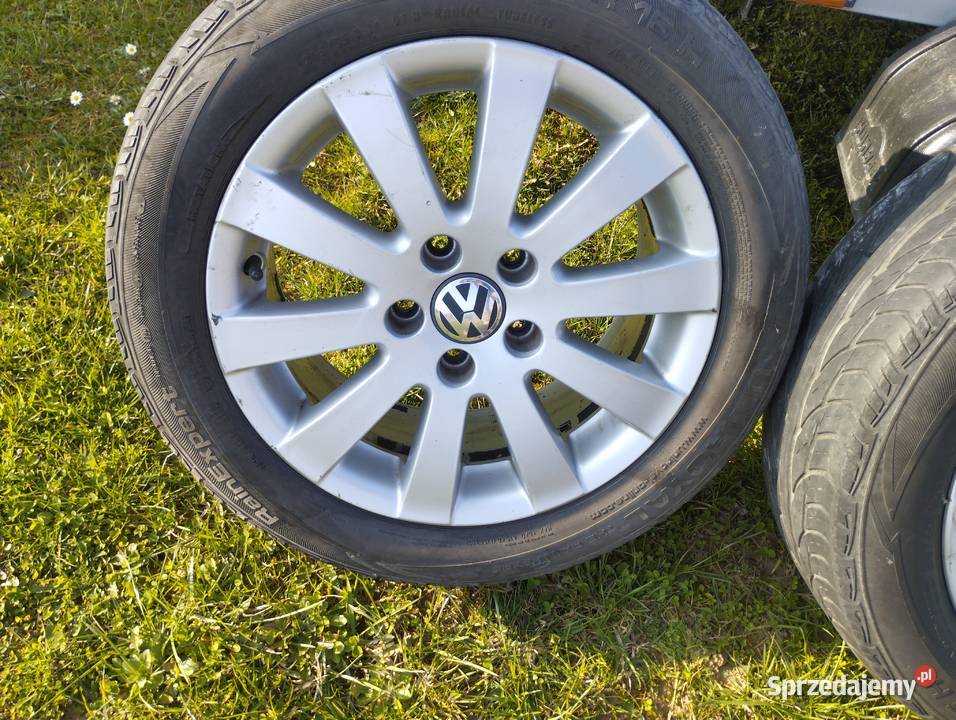 Mam do sprzedania VW passat stan techniczny b garażowany Dobrzechów
