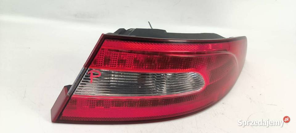 LAMPA PRAWA TYŁ JAGUAR XF 8X2313404BD sprzedam