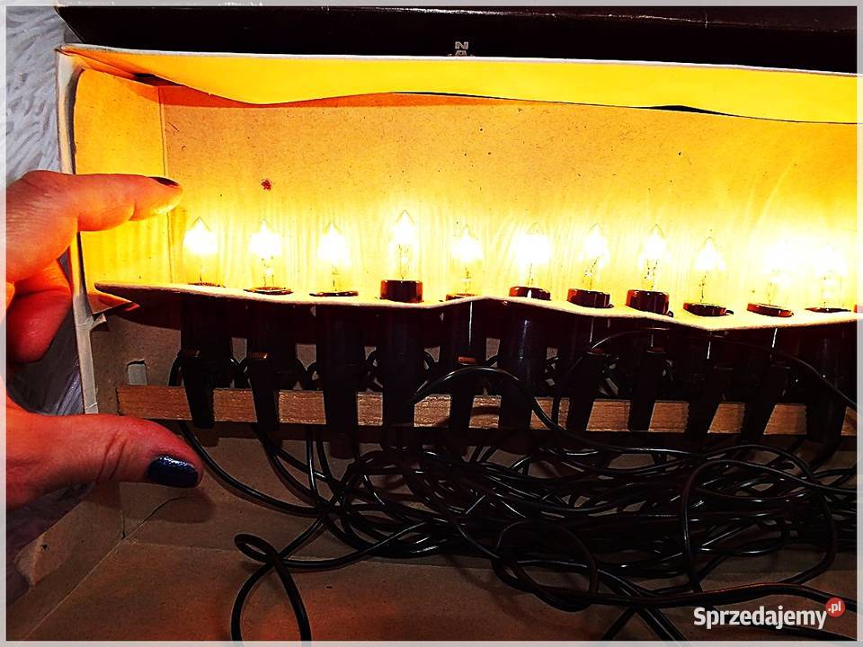 Kultowe lampki choinkowe Świeczki 16 z PRL w Żary