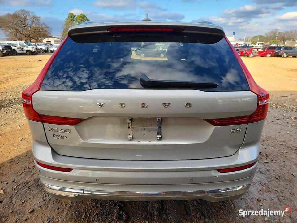 2022 VOLVO XC60 PLUS Częstochowa