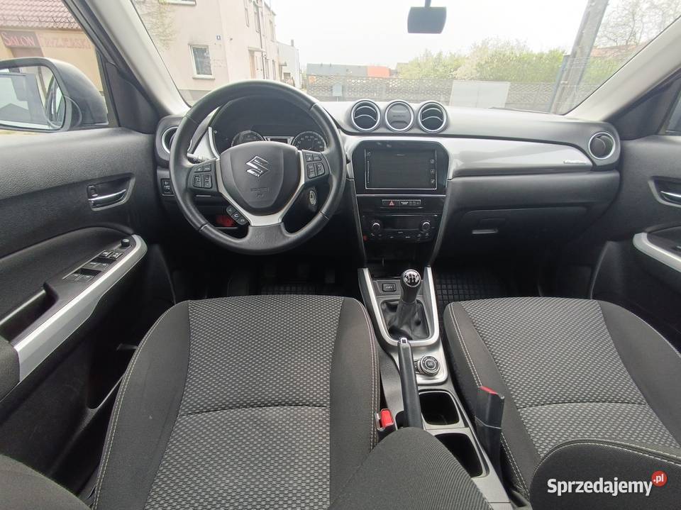 Suzuki Vitara 16 benzyna Allgrip 4x4 2018r wielkopolskie Książ Wielkopolski