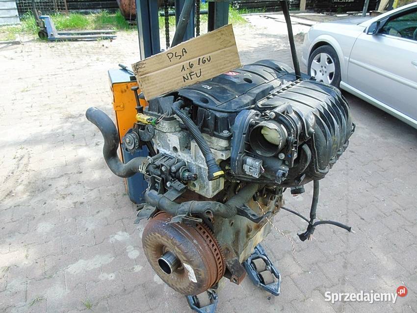 SILNIK NA CZĘŚCI 16 16V 307 206 207 C4 PARTNER osobowe Sosnowiec