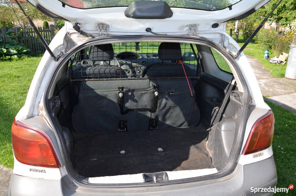 Sprzedam Toyotę Yaris ciężarowa VAT Trachy