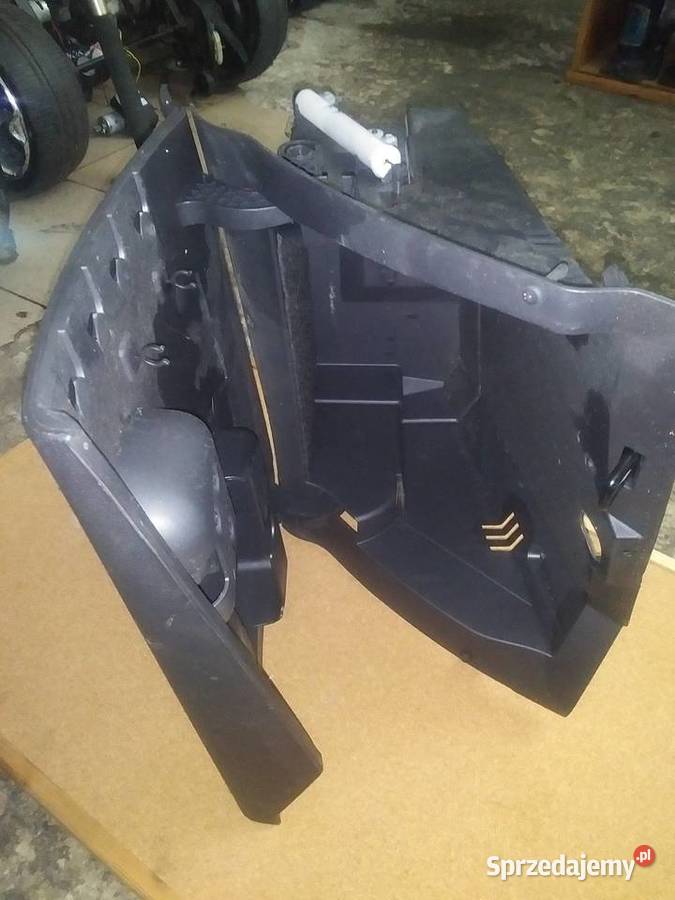 Ford Kuga 2 schowek Lubin