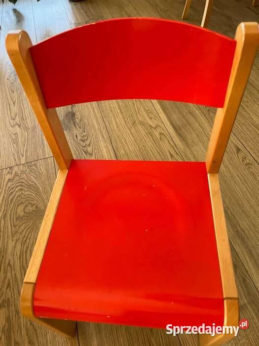 Zestaw dziecięcy stolik dwa krzesła firmy dolnośląskie