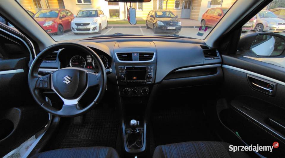 Suzuki Swift Mk7 nieuszkodzony podkarpackie Rzeszów