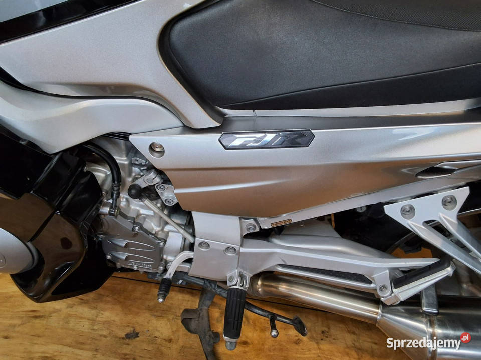 Yamaha FJR PIĘKNA YAMAHA Zadbana 3 kufry Rok produkcji 2008 Stare Miasto sprzedam