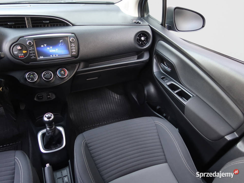 Toyota Yaris 15 Dual VVTi isofix łódzkie Łódź