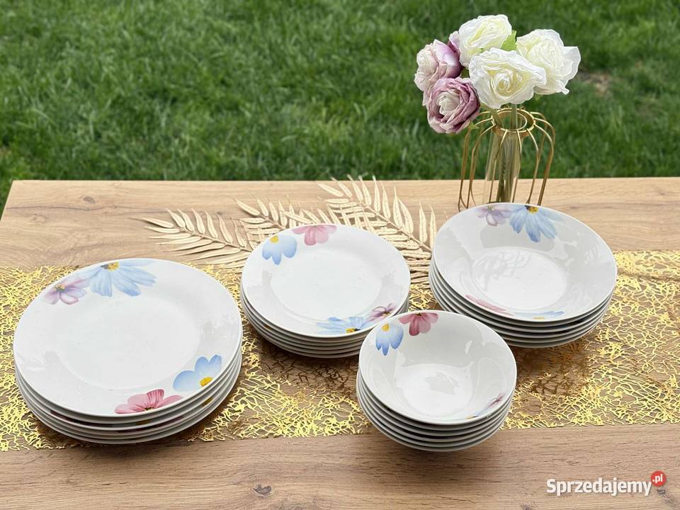 189 Serwis obiadowy 24 elementy Stokrotki Zabrze