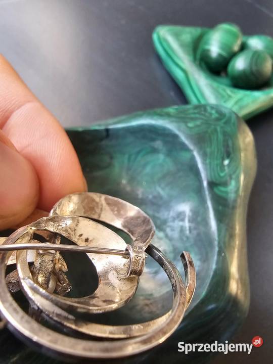 Piękna broszka z perłą sprzedam