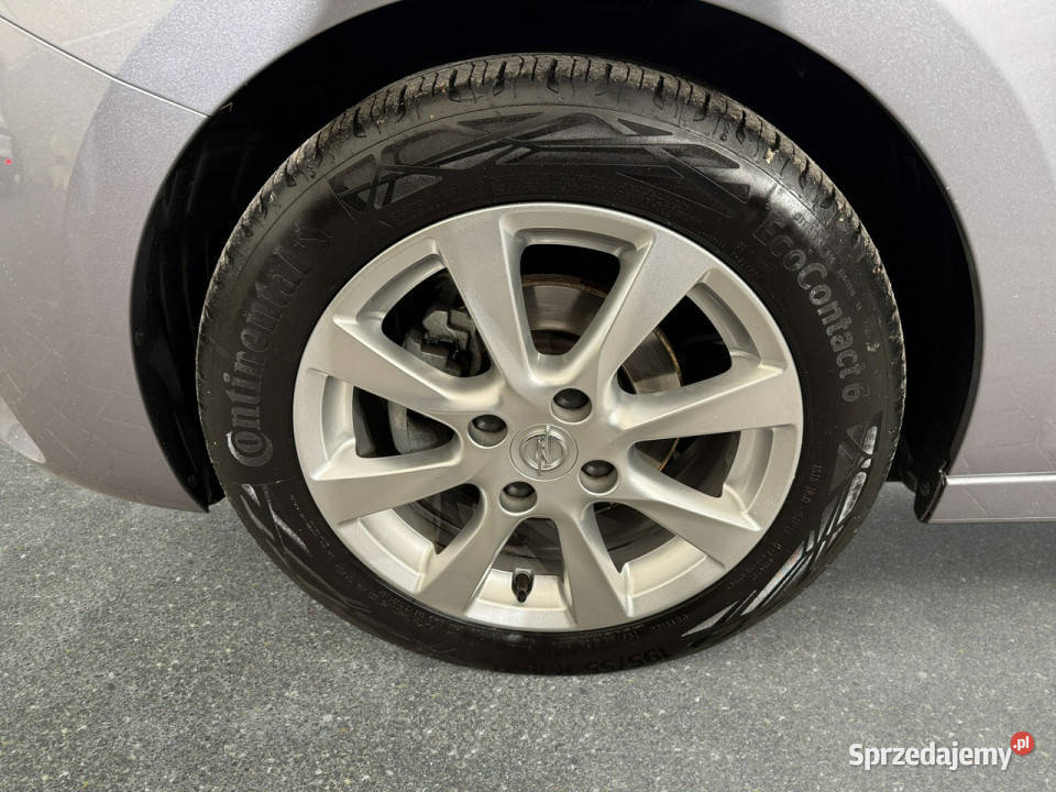 Opel Corsa 12 75 M5 2022 r salon komplet kół 1200cm3 Myślenice sprzedam