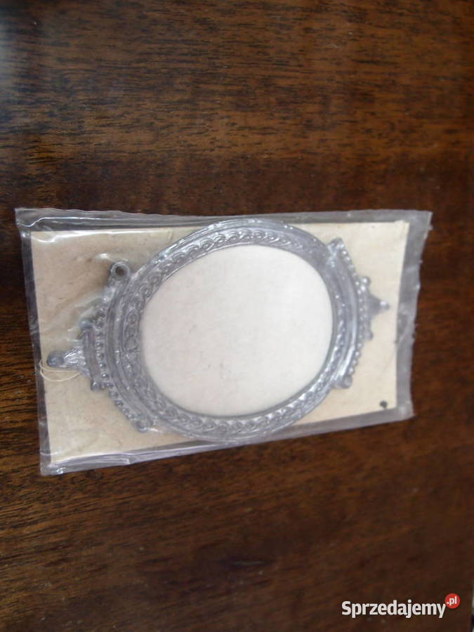 ramka foto na zdjęcie 65105 Rękodzieło z PRLu łódzkie Łódź