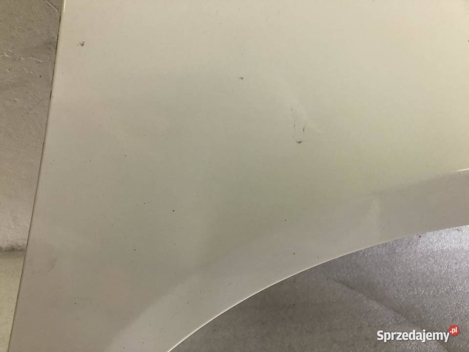 BŁOTNIK PRAWY PRZÓD VOLKSWAGEN GOLF VI KOMBI