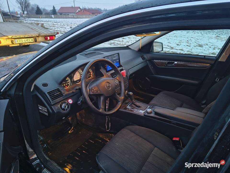 Mercedes c200 18 kompresor 184 2009r Automat małopolskie