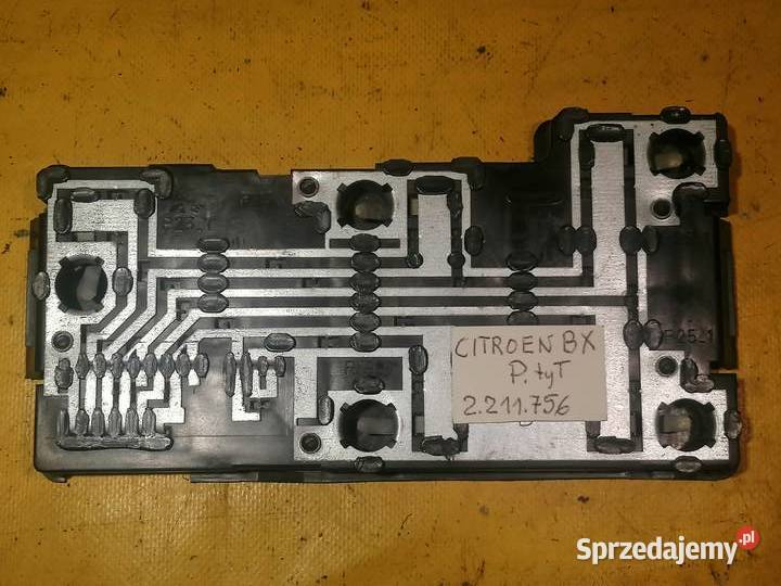 wkład żarówek lampy tył prawy 2211756 Citroen BX osobowe Piotrków Trybunalski